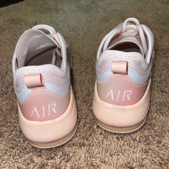Nike Air pink size 10 - Picture 5 of 6
